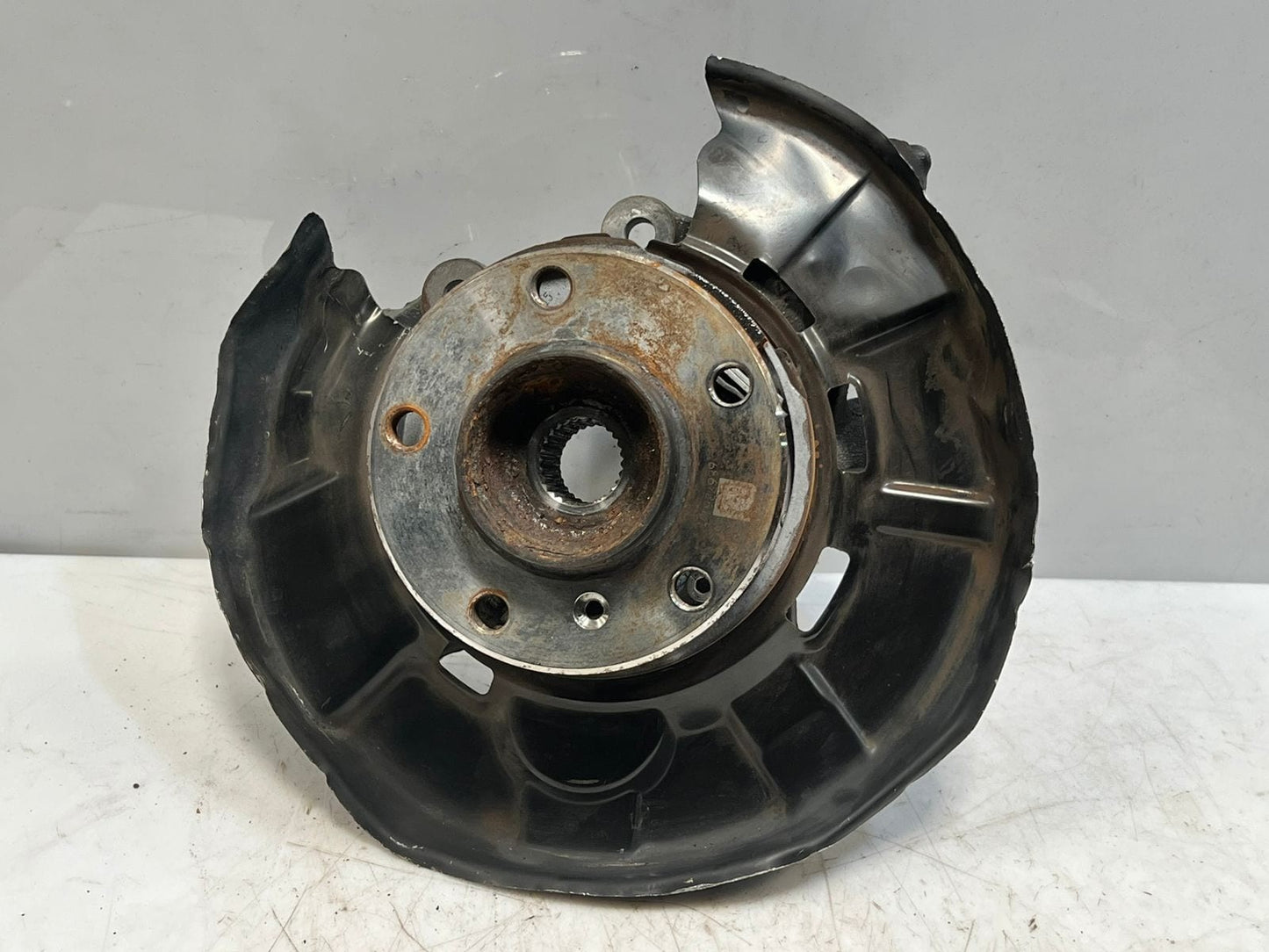 BMW 1' 2' 3' F20 F21 F22 F23 F30 F31 Rear Wheel Hub Rear 6867261 OEM