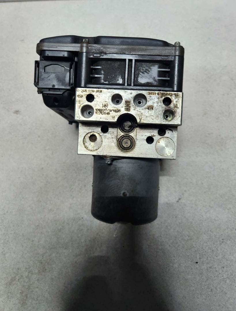 BMW Abs Hydraulic Unit 6799048 7 Series F01 F02