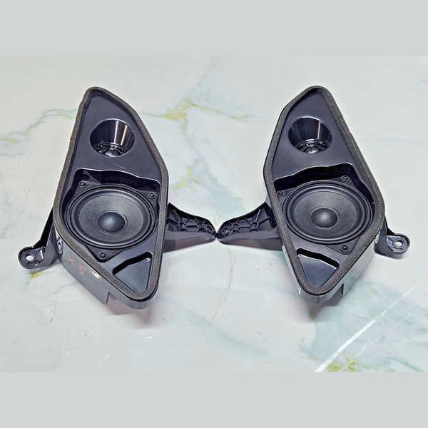 BMW X5 G05 QUARTER PANEL SUPPORT BRACKET & SPEAKERS LEFT RIGHT 2622517 OEM