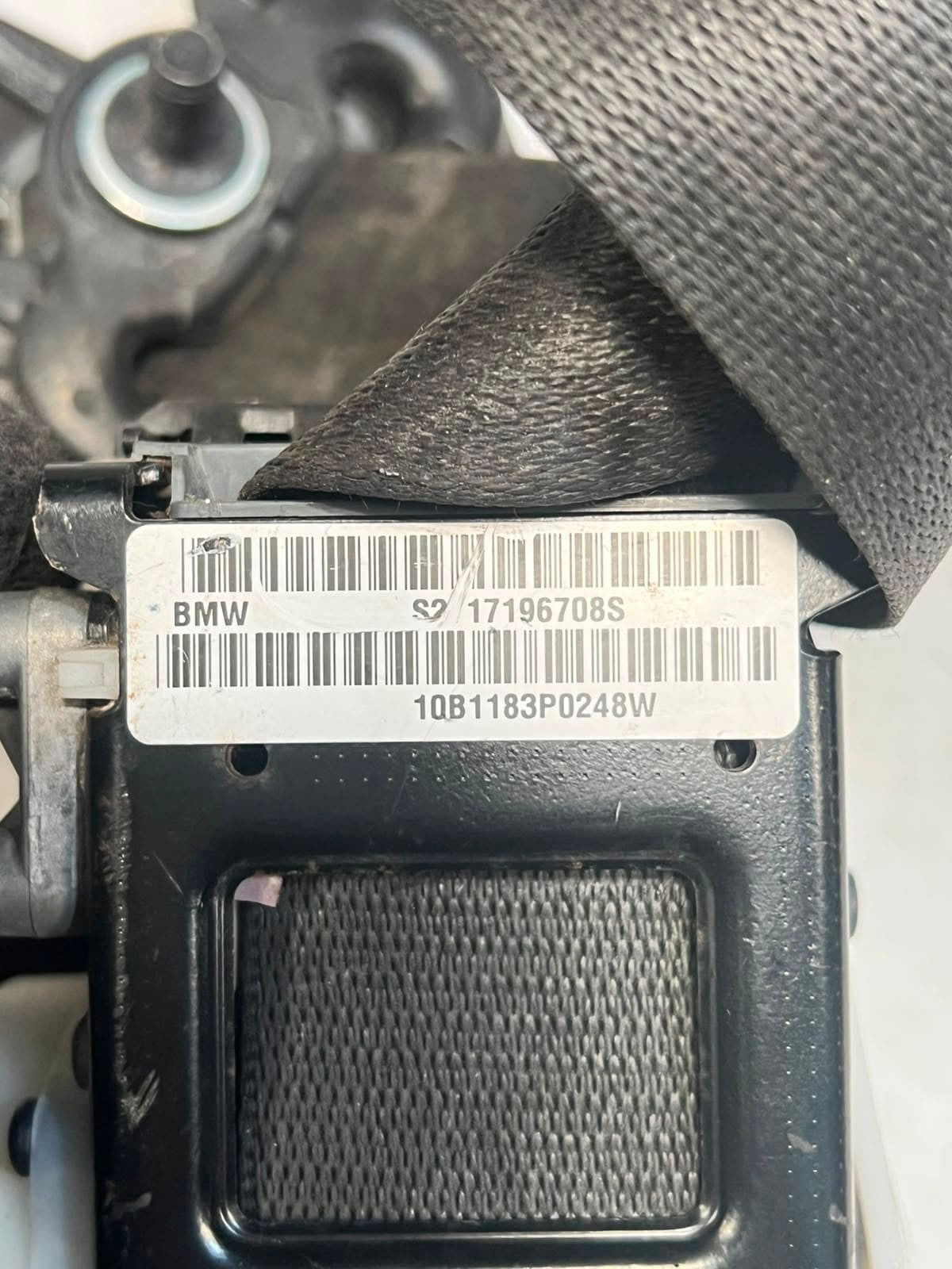 2006-2013 BMW X5 E70 Front Right Seat Belt Retractor 3061430