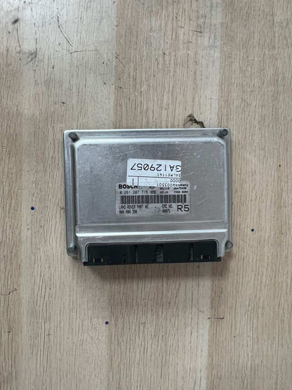 2005 Land Rover Range Rover Engine Control Module 0261207715 ECU