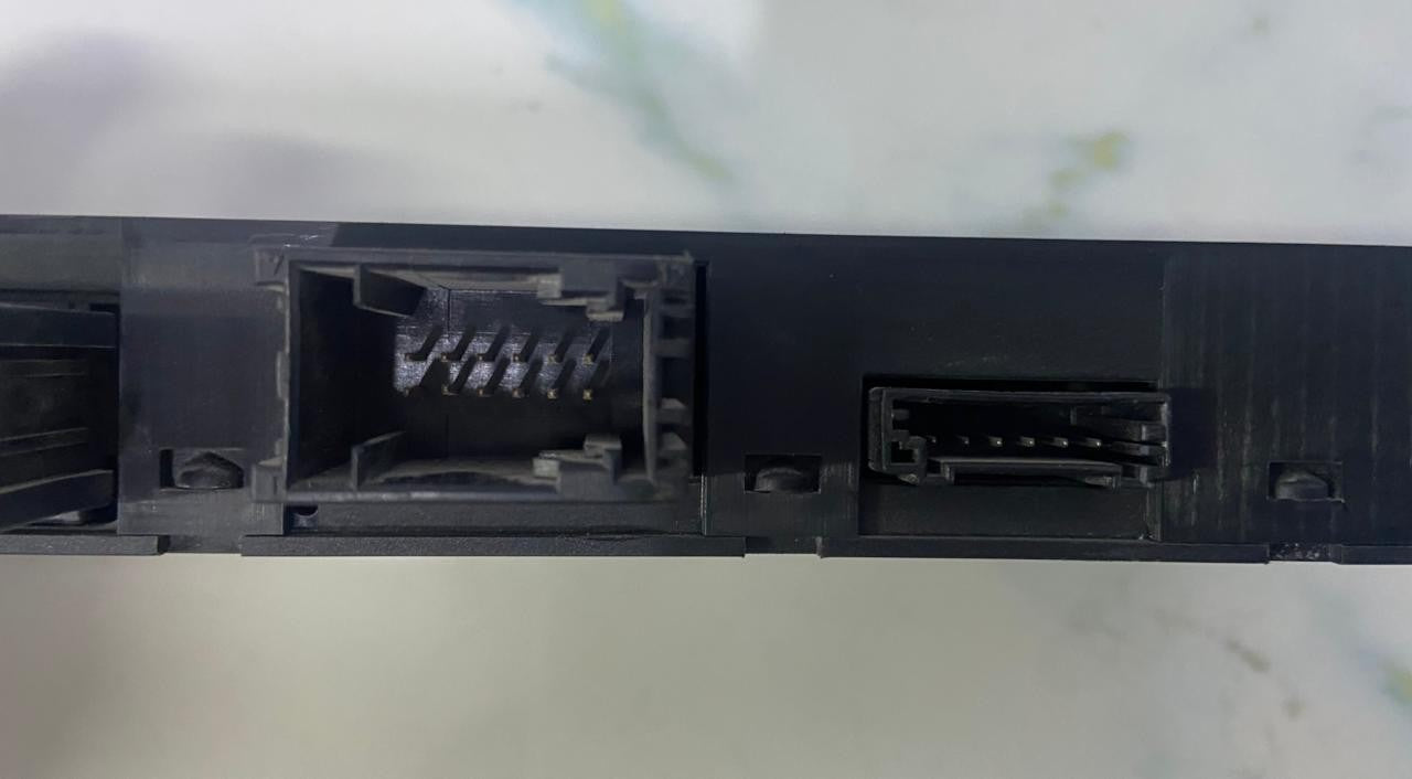OEM BMW E60 E61 CENTER CONSOLE SWITCH MODULE DSC PDC SEAT HEATING 6938313