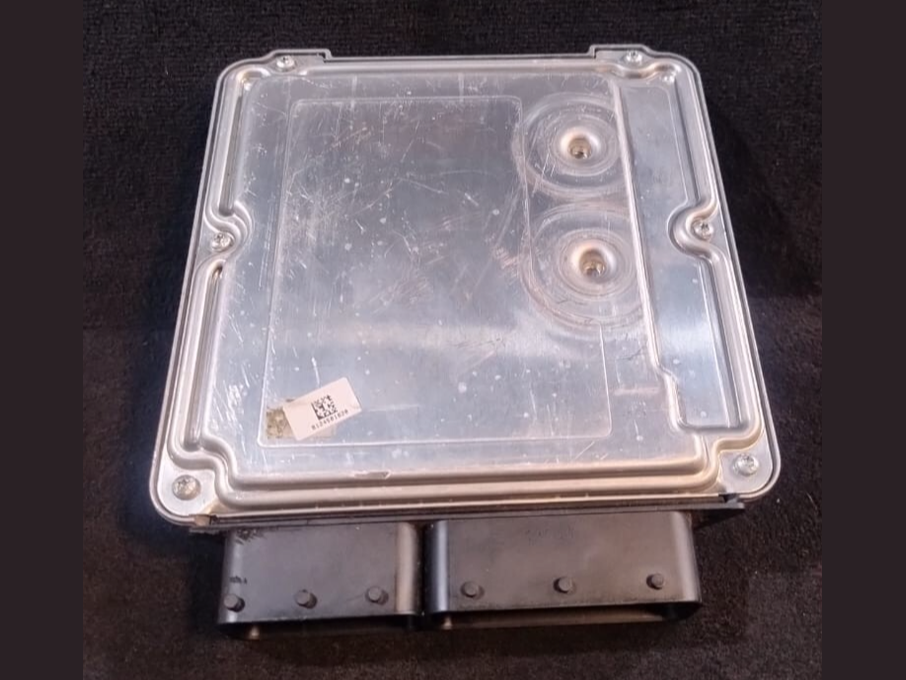 OEM  BMW X3 F25 3.0D N57 AUTO ENGINE CONTROL UNIT  ECU ONLY  DDE - 8511907