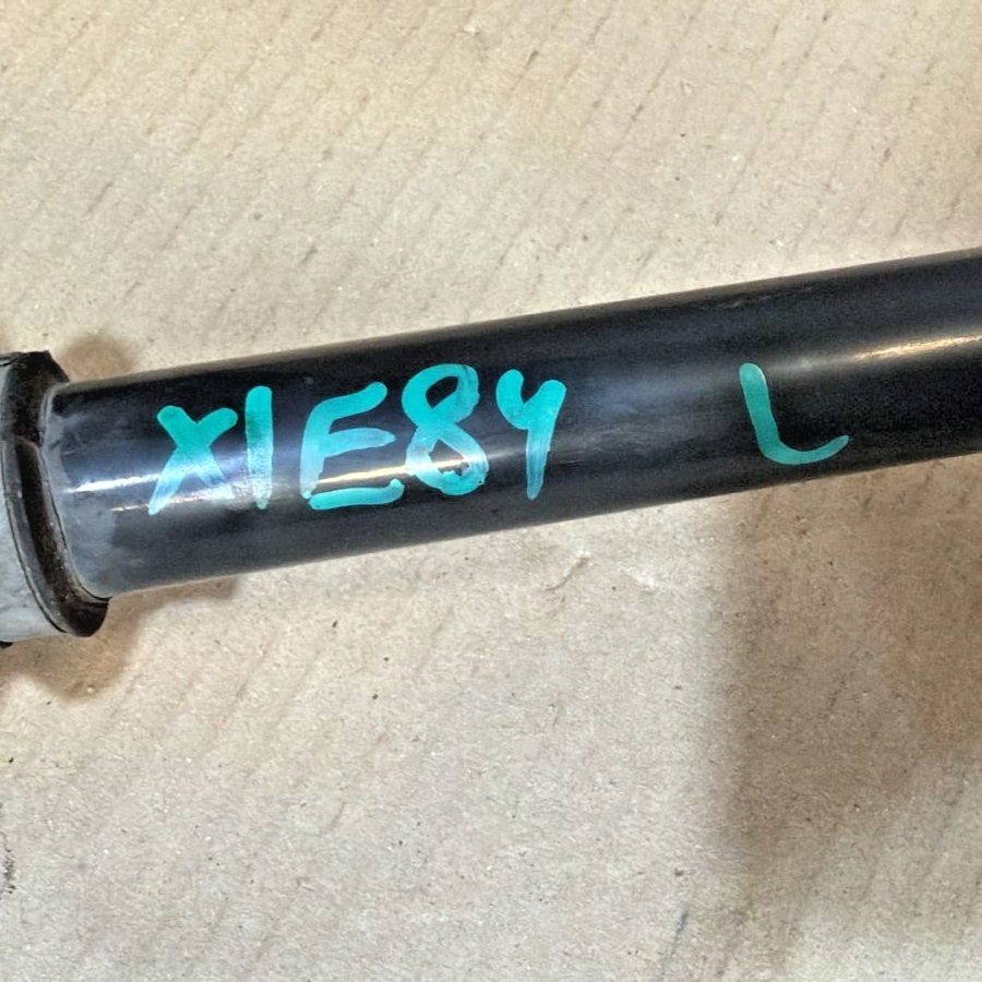 BMW AXEL OUTPUT SHAFT  E84 X1 N20 2013 RP LEFT SIDE LK=86MM/D=38MM 3320-7591597