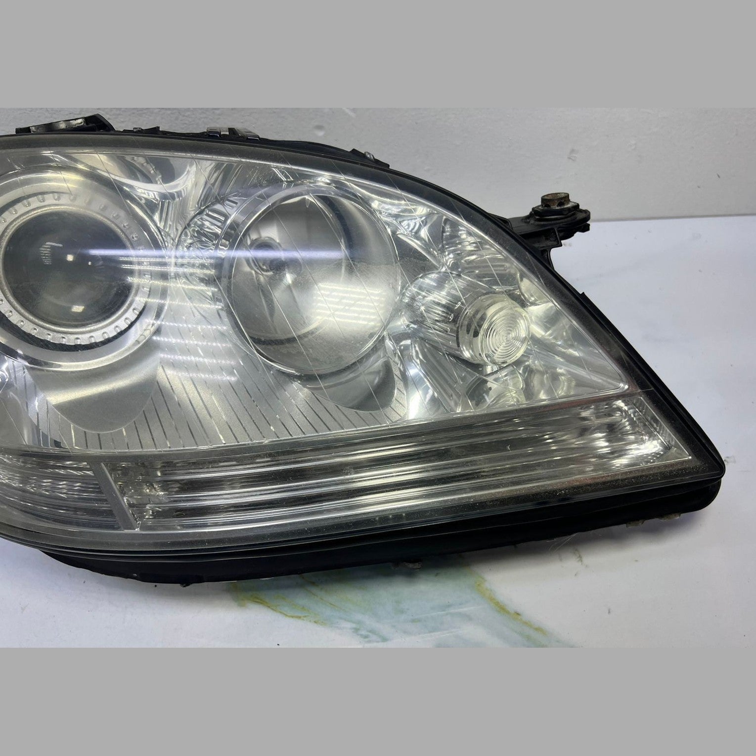 05-07 Mercedes W164 ML 350 Front Right Side Head light Headlamp A164 8205661 OEM