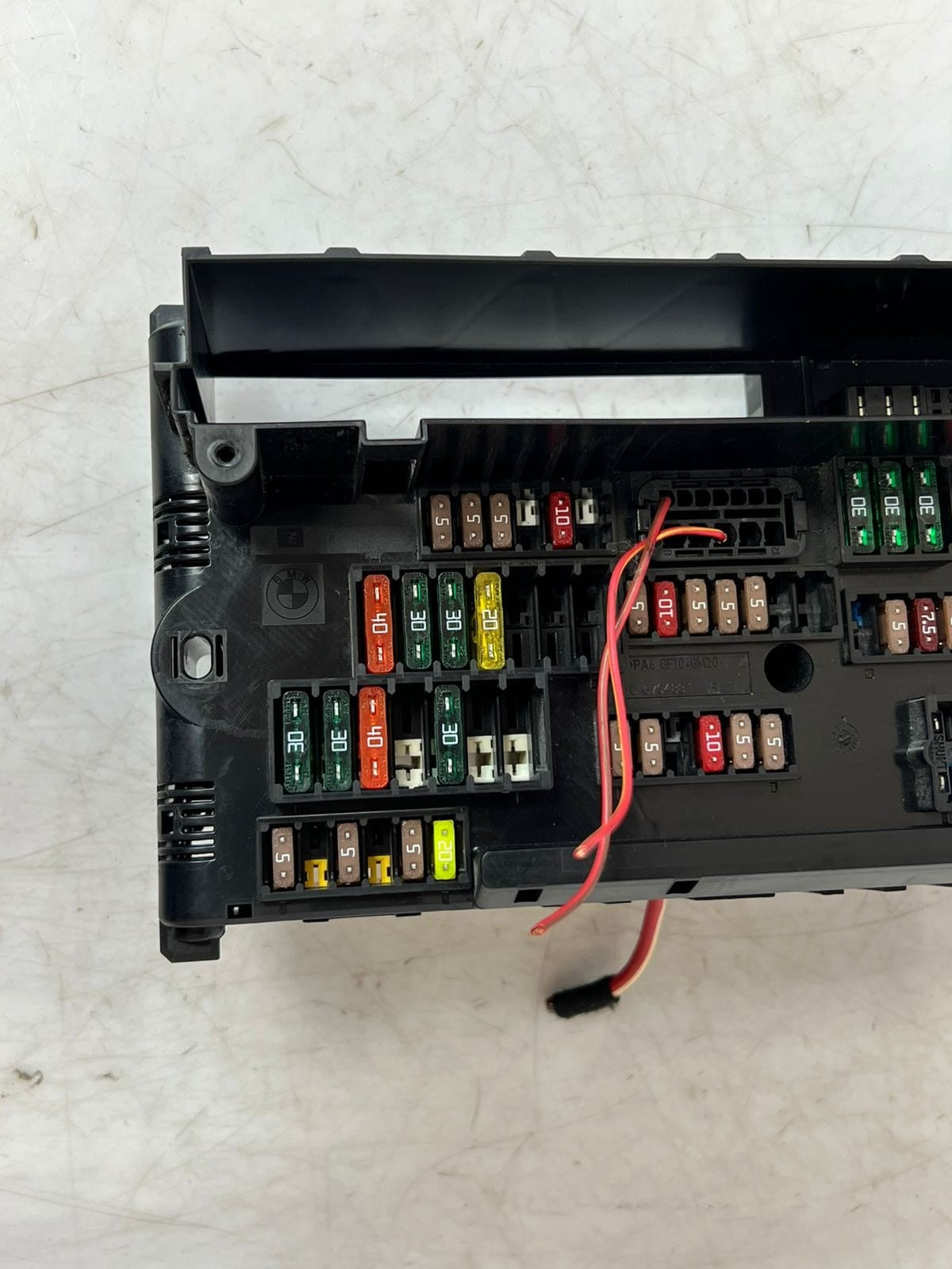 2011-2014 BMW X3 F25 Front Power Distribution Fuse Box 9210863 OEM