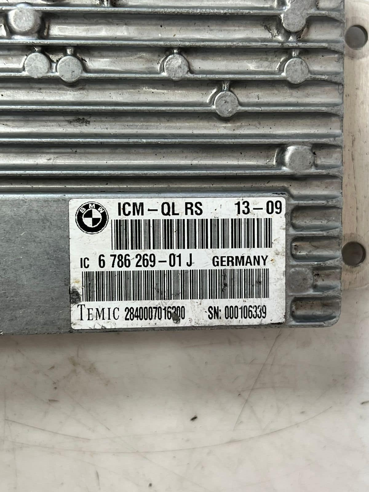 2009-2012 BMW 750i 750Li F01 F02 Integrated Chassis Control Module 6786269 OEM