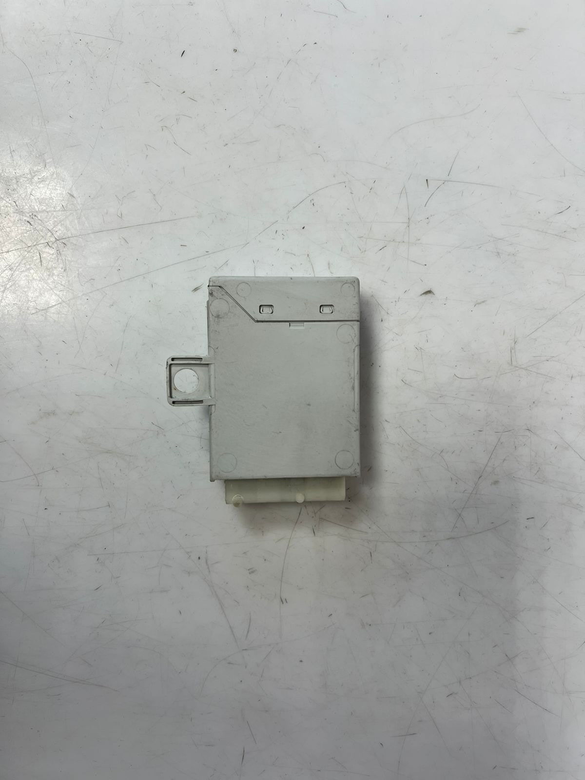 BMW E60 E61 E65 E66 5' 7' Tailgate Trunk Lid Lift Control Module 6921404 OEM