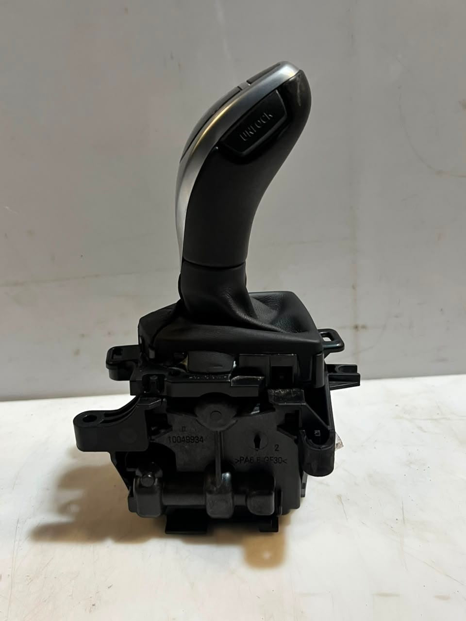 BMW X1 E84 1 Series F20 F21 4 Series F32 F33 Gear Shifter/Selector 9296899 OEM