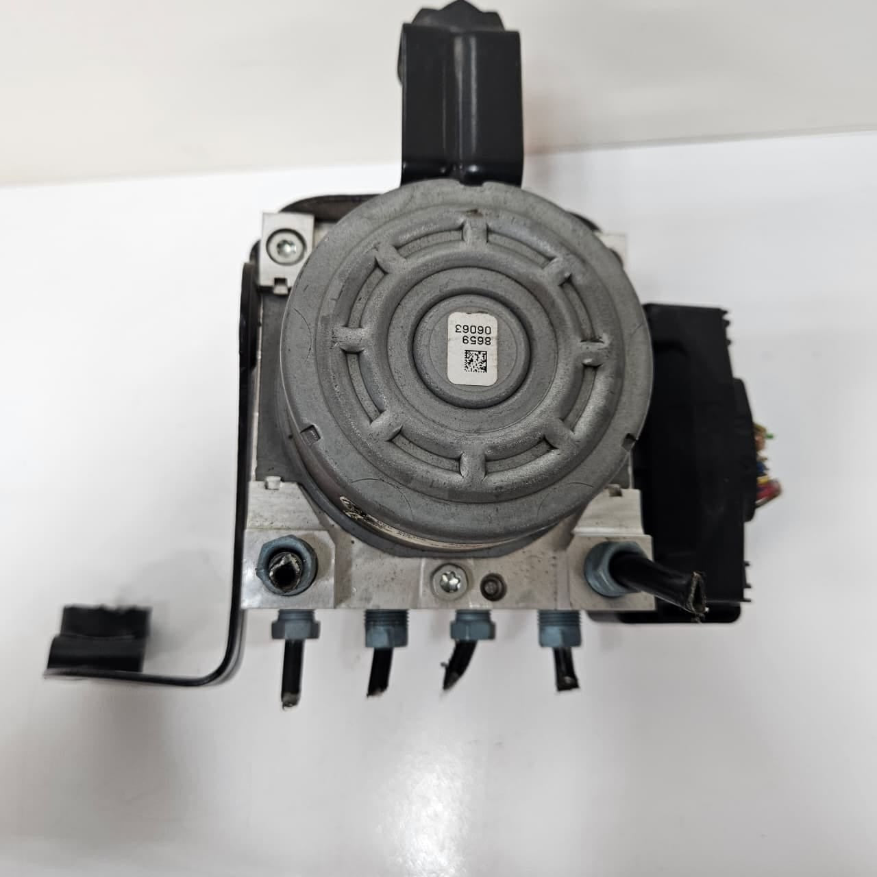 OEM BMW 3 Series F30 F35 F31 ABS DSc Control Unit Module 6881177