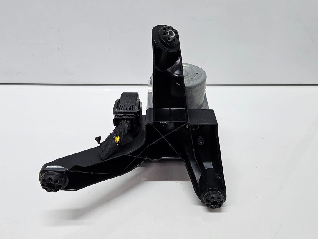 6895508-2014-2021 BMW X2 F39 RHD ABS Pump Control Module OEM