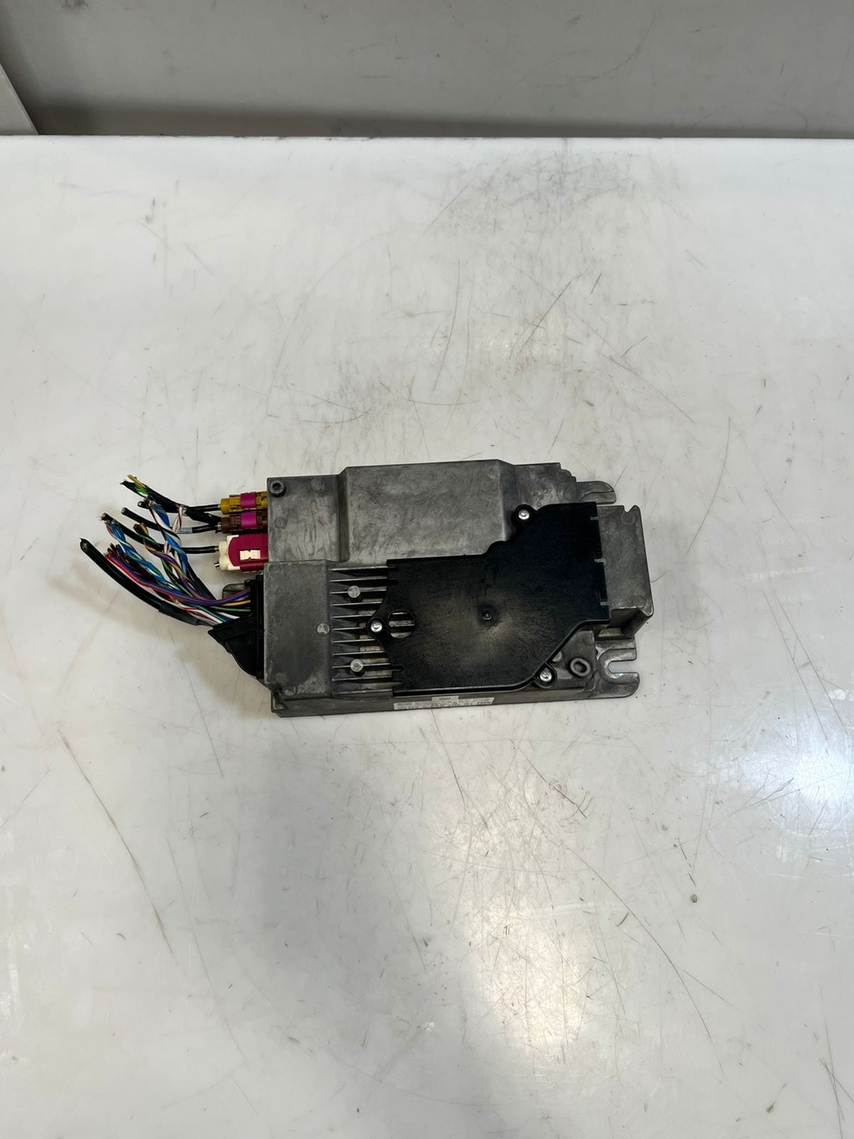 2019-2023 BMW 330i 3 Series G20 G21 HARMAN STEREO Sound Amplifier 9859205 OEM