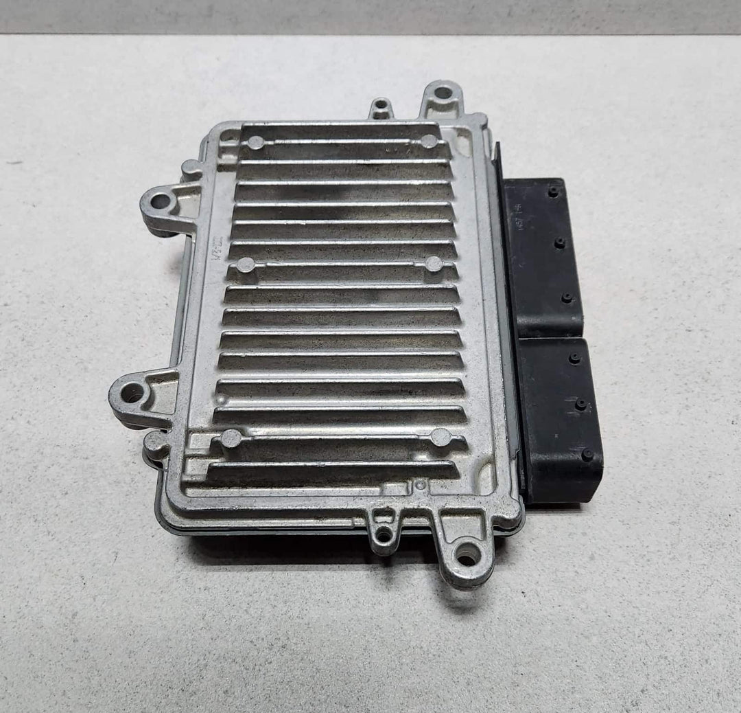 Benz Engine Control Unit A6401506734 A-Class W169 and B-Class W245