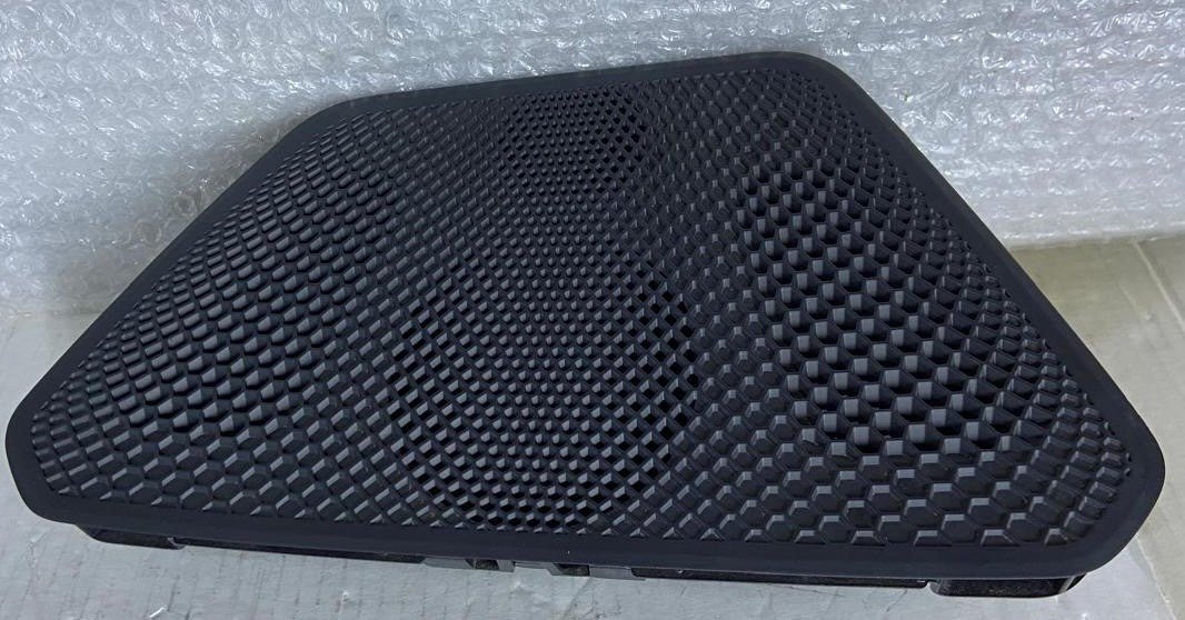 BMW G20 G21 G22 G23 G26 G80 M3 M4 Dashboard Speaker Tweeter Holder 6831282