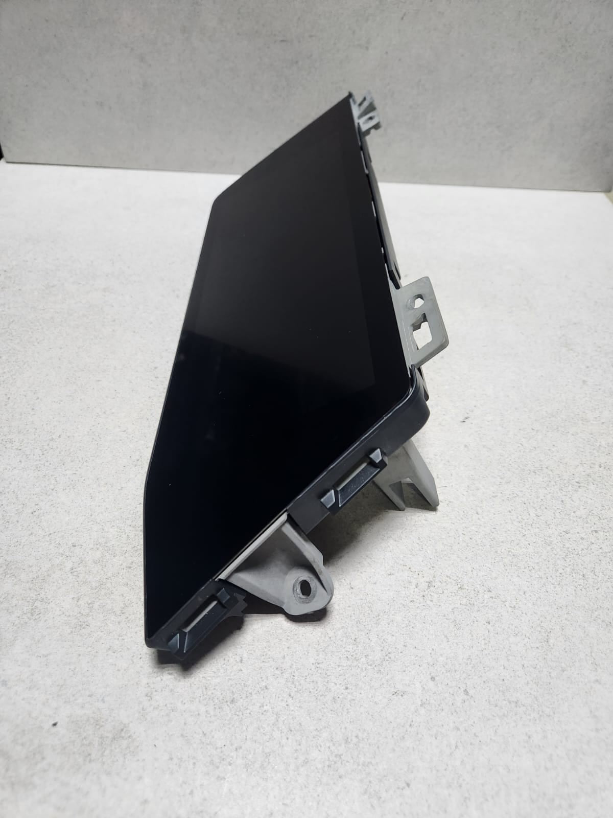2019-2022 BMW X5 Central Information Display 8798732 X5 G05 X6 G06 and X7 G07