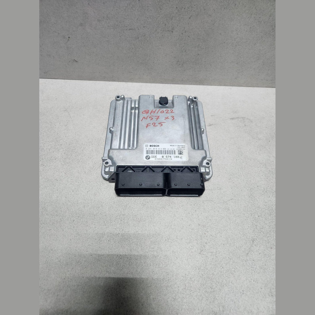BMW Engine Control Unit 8574100 X3 F25 3.0 DIESEL N57D30A ECU SET