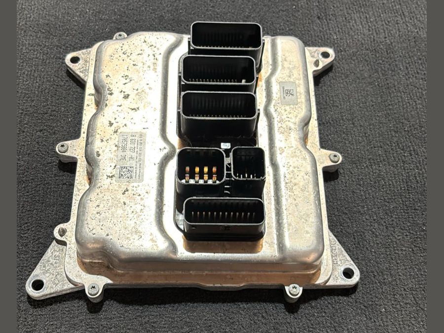 BMW X1 SERIES E84 2014 ENGINE CONTROL UNIT ECU SET + CASE + KEY DME 8631727