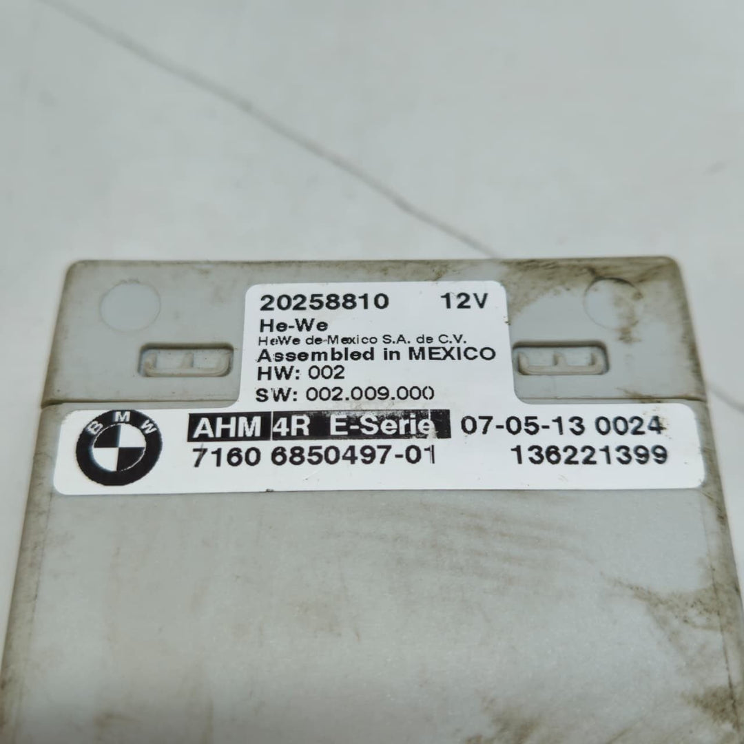 2010-2015 BMW 750i 535i, 550i F07 Air Suspension Control Module 6797090