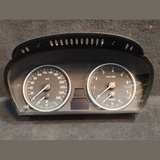BMW X5 E70 INSTRUMENT CLUSTER SPEEDOMETER KM/H P/N 9236810