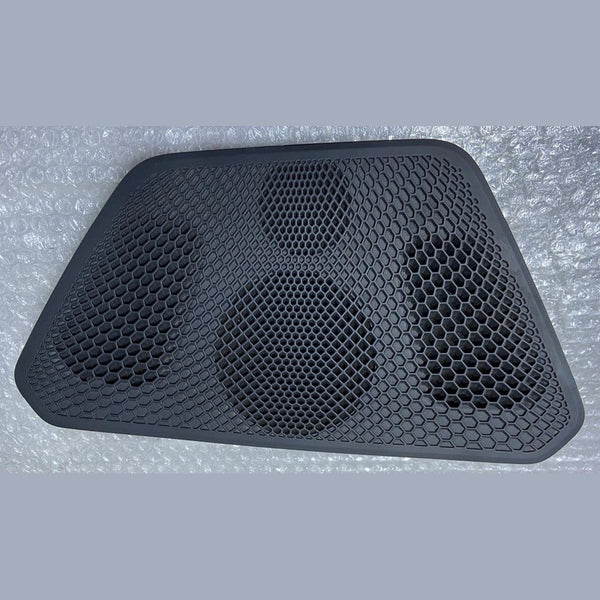 BMW G20 G21 G22 G23 G26 G80 M3 M4 Dashboard Speaker Tweeter Holder 6831282