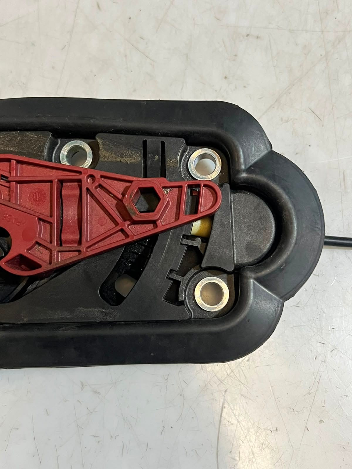 2012-2016 BMW 6' F12, F13 F10 M6 M5 Parking BRAKE Lock Module 2284105 OEM