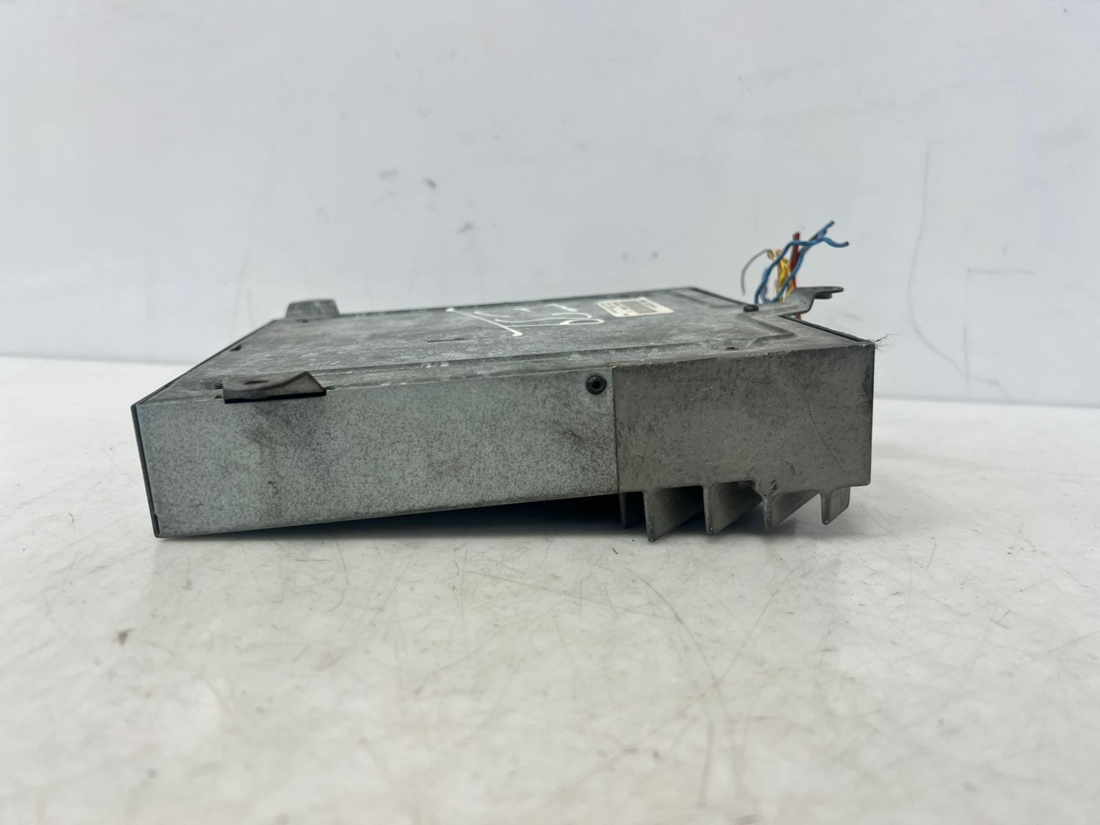 2001-2003 BMW 525i E39 5 528i 530I Series Audio Amplifier 8362444 OEM