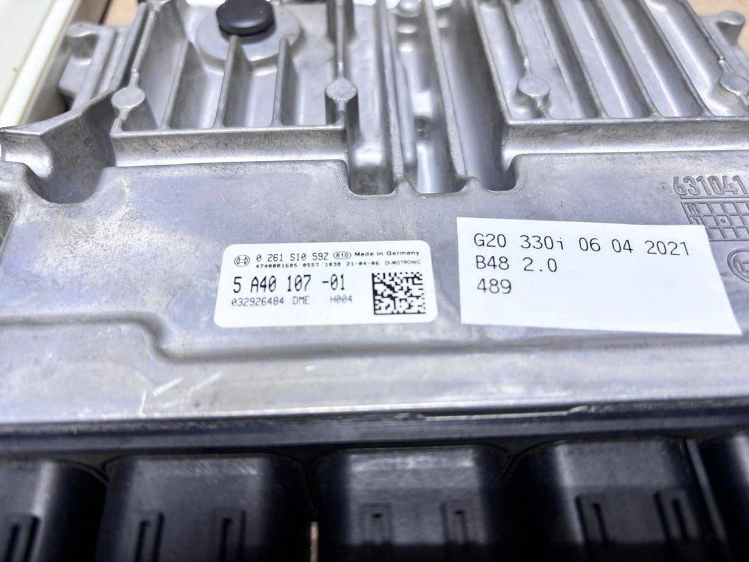 BMW G20 330i B48 2.0 06-042021 ENGINE CONTROL UNIT COMPLETE SET +KEY - (5A40107)