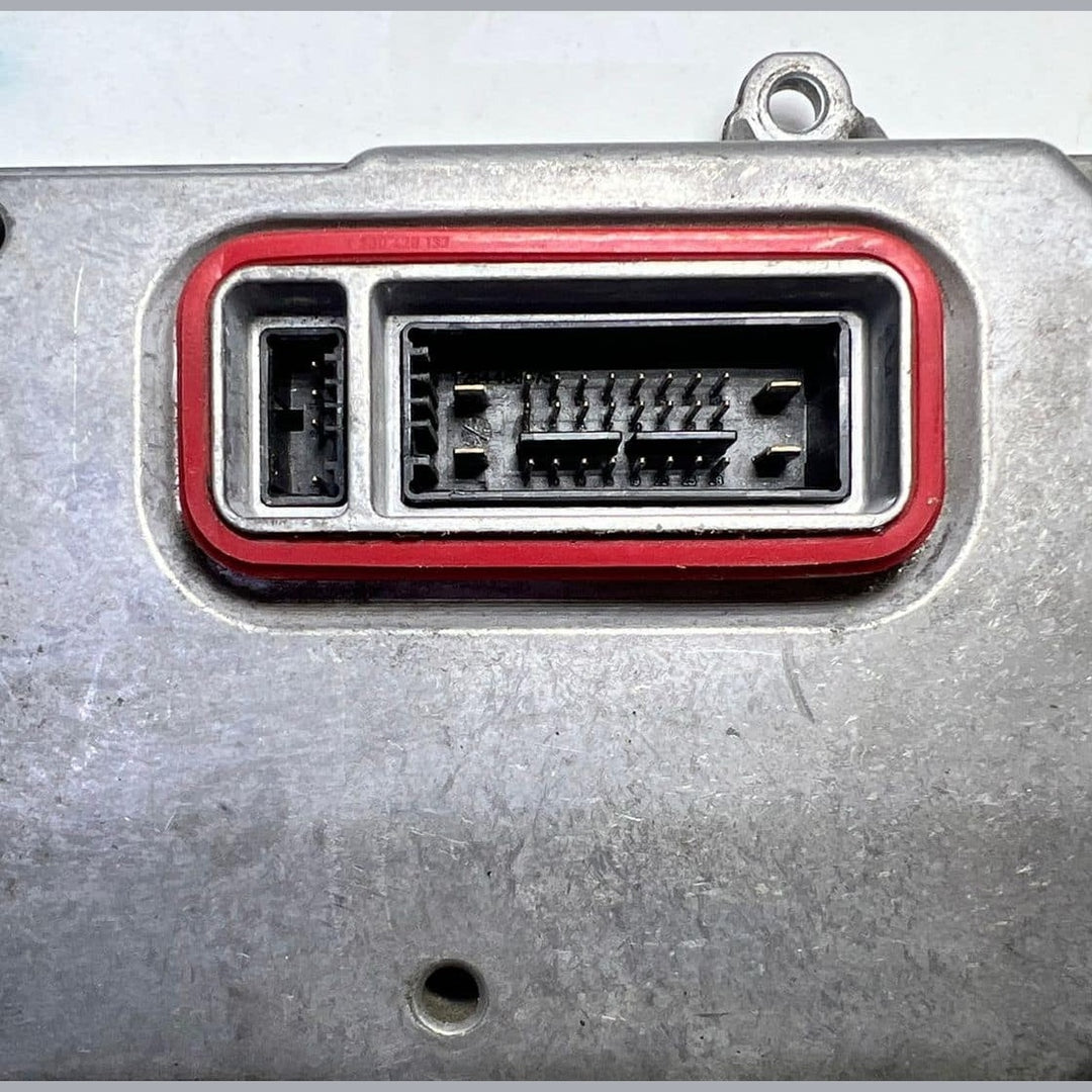 07-10 Mercedes-Benz S550 Xenon Headlight Ballast Control Unit A2218709126 W221