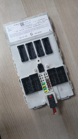 BMW F20 F21 F30 F31 F32 Body Control Comfort Module Unit FEM ECU LR01 9868383