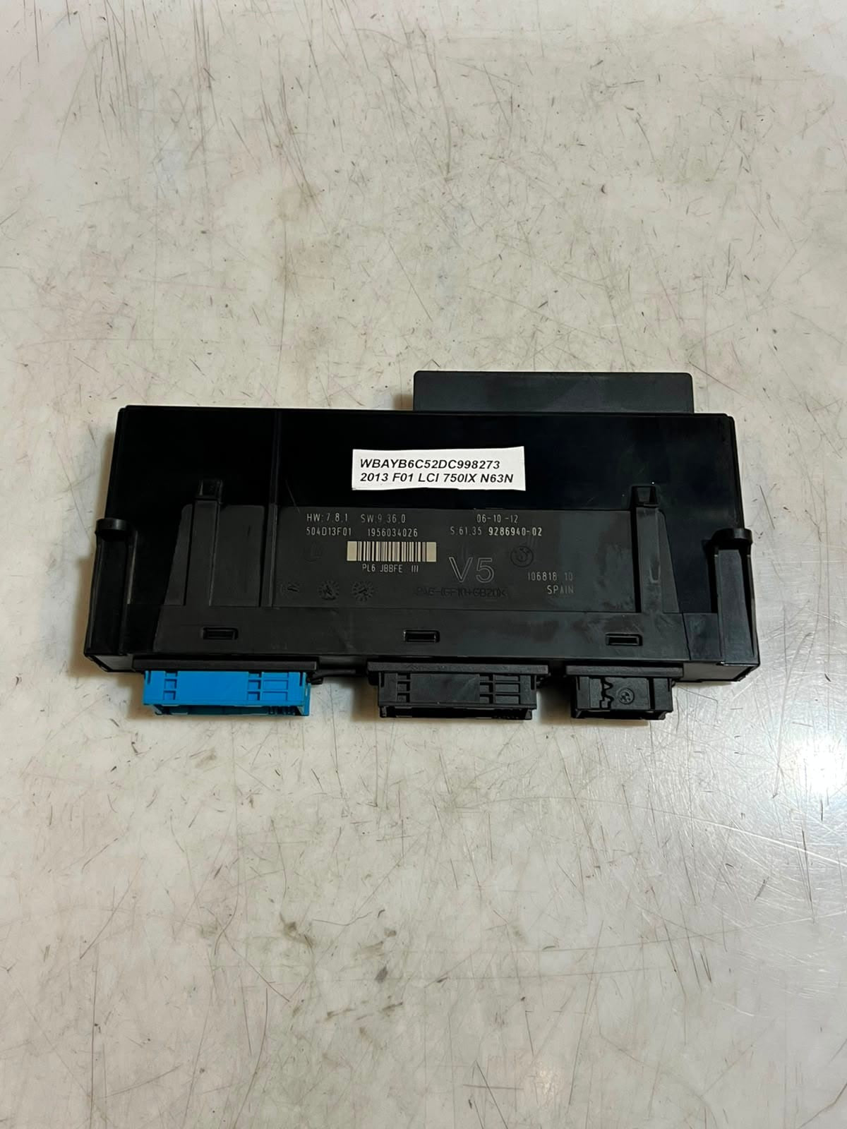 2011-2013 BMW F01 F02 F06 F10 F12 F13 528i Body Control Module 9286940 OEM