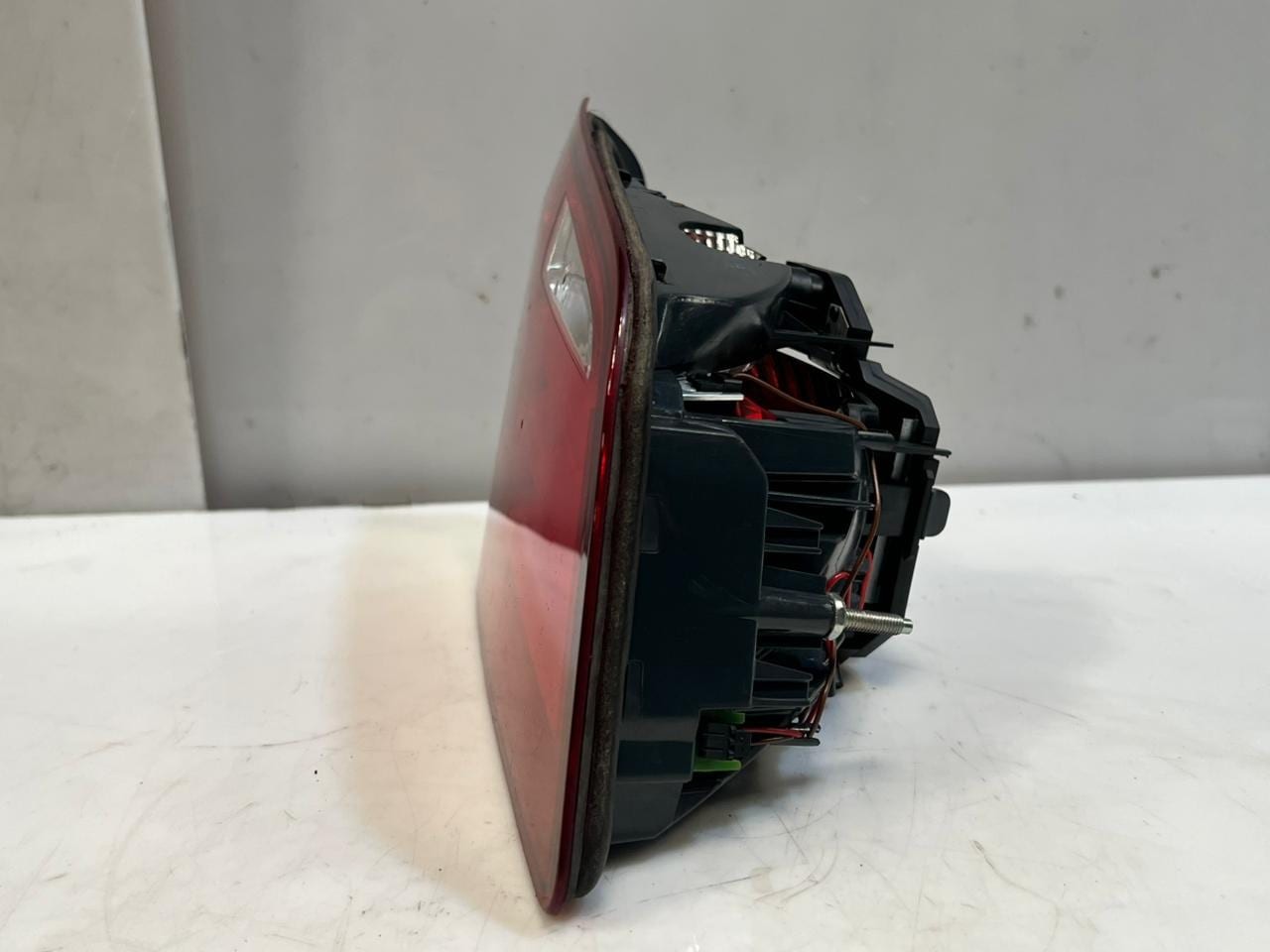 2012-2014 BMW 5 SERIES F10 Trunk Lamp LID LEFT REAR TAIL LIGHT 7203225 OEM