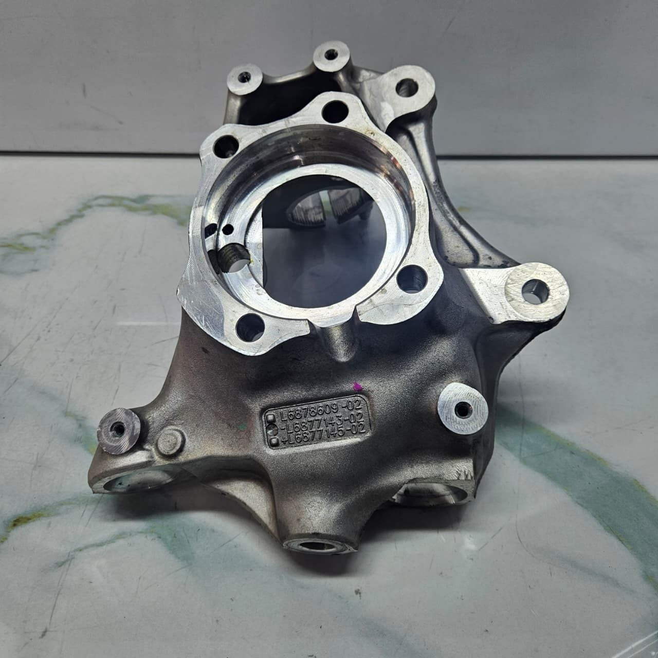 2019-2023 BMW 3 Series G20 G21 330i Spindle Knuckle 6878609 FRONT LEFT 