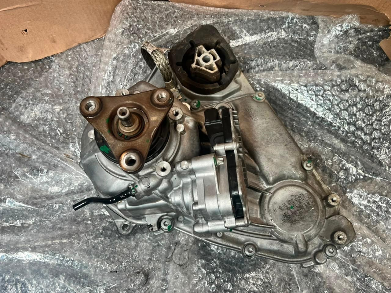 2014-2018 BMW X3 X4 X5 X6 F15 ATC45L DISTRIBUTOR Transfer Case 8623348 OEM