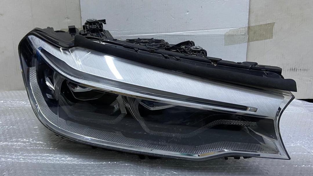 OEM BMW 5 SER G30 G31 LED ADAPTIVE HEADLIGHT LEFT SIDE 8499109 LHD ECE NO MODULE