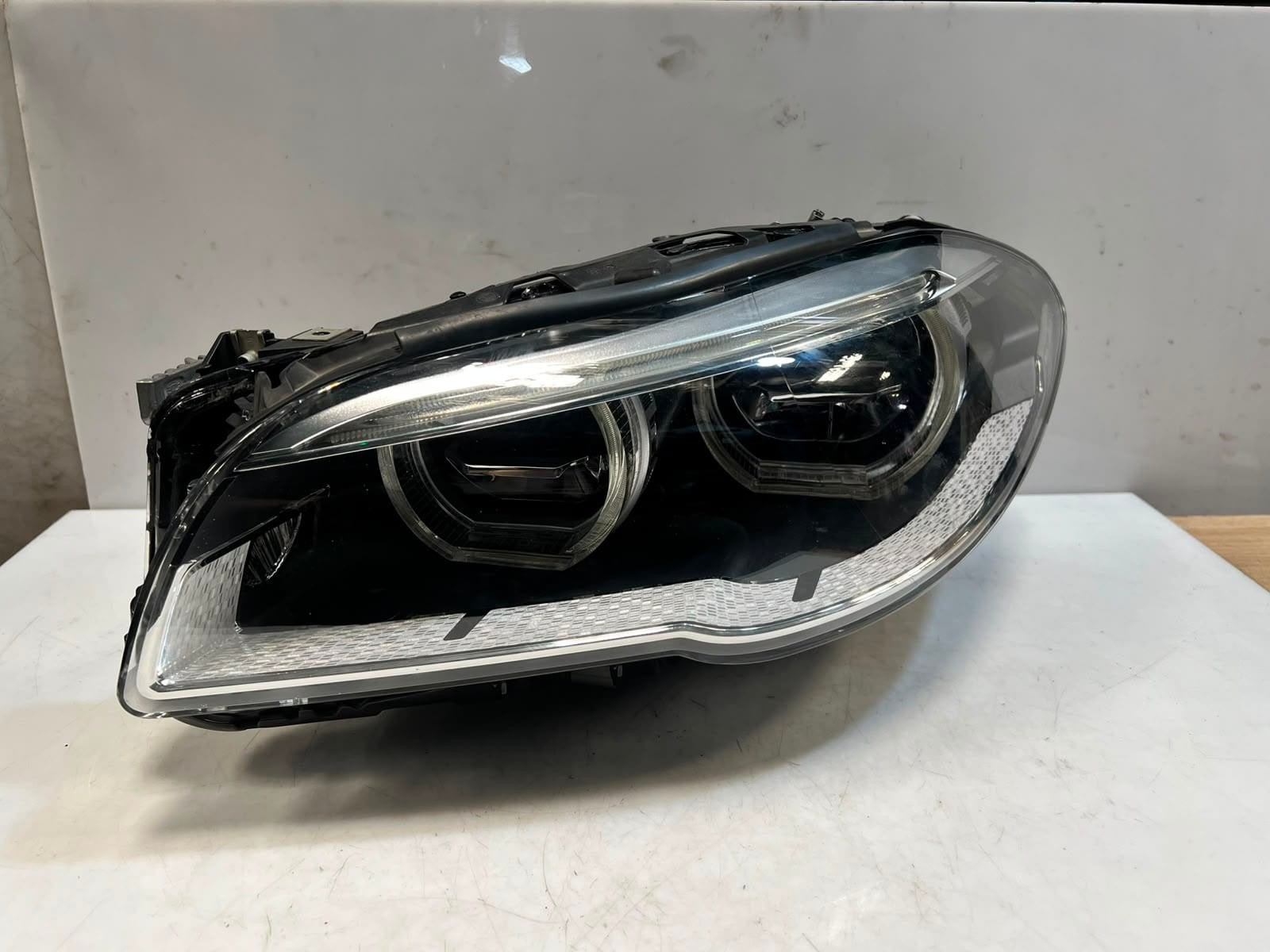 2015-2018 BMW M5 5 Series F10 F11 LCI Adaptive Led Headlight Left 7460597 ECE