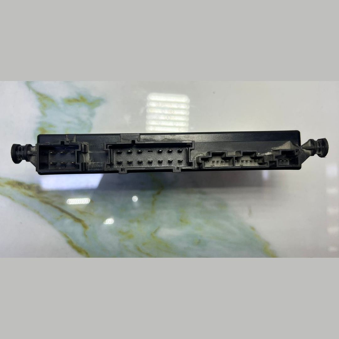 Mercedes W212 E-Class Front Passenger Side Seat Control Module A212 9005300 OEM