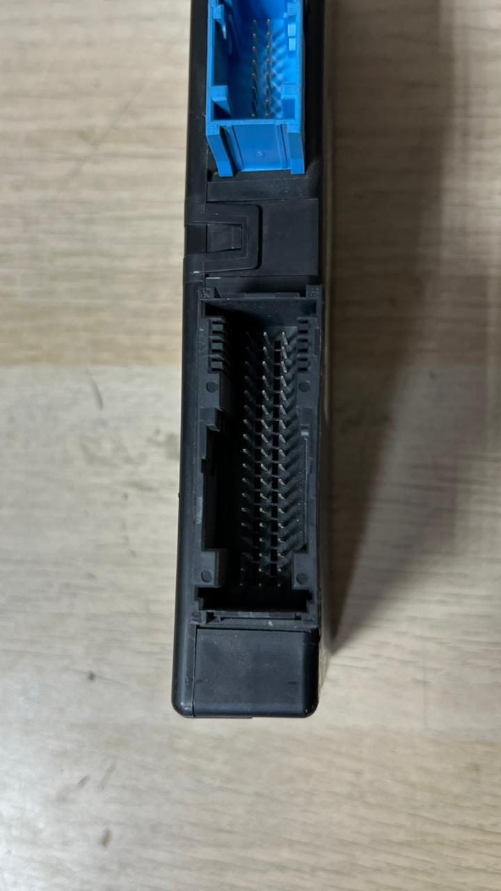 2012 BMW 550i Central Gateway Control Module 9267514 F01 F02 F10 7' 5'