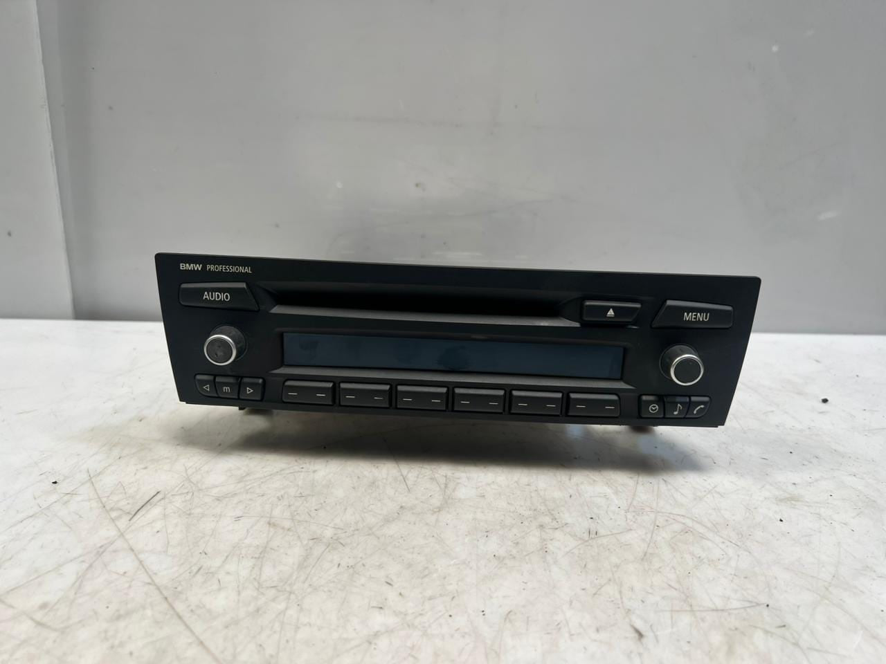 BMW E84 X1 E90 E91 E92 E93 E87 E88 E82 Professional Cd Radio Player 9246500 OEM