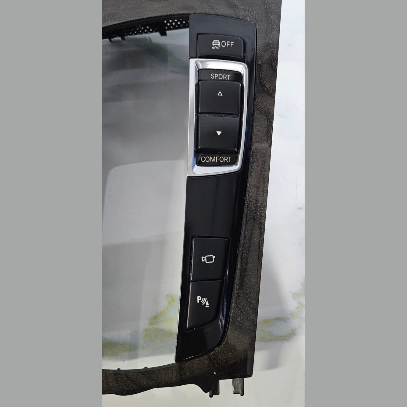 BMW F02 F03 F04 Gear Shifter Trim Plastic Mouse and cup holder 9113863 9320289