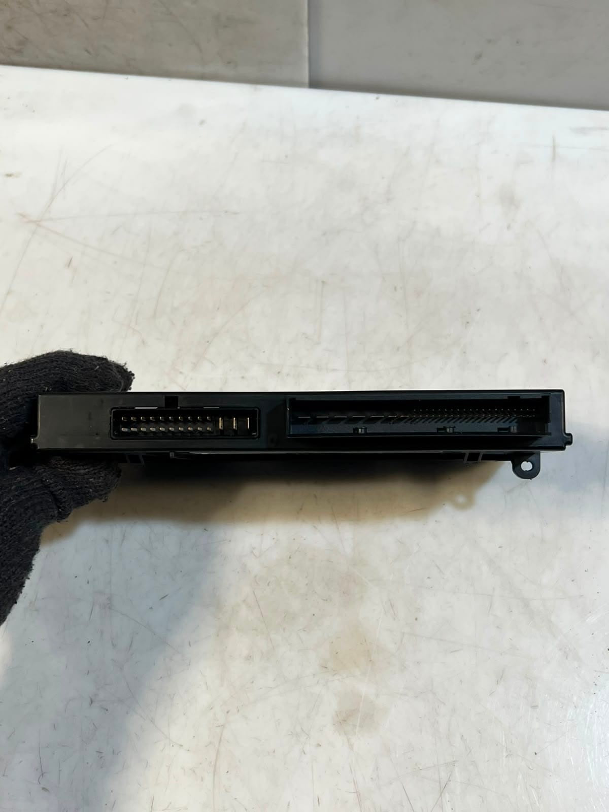 2006-2014 BMW X5 E70 Comfort CONTROL Module Footwell Junction Box 9247465