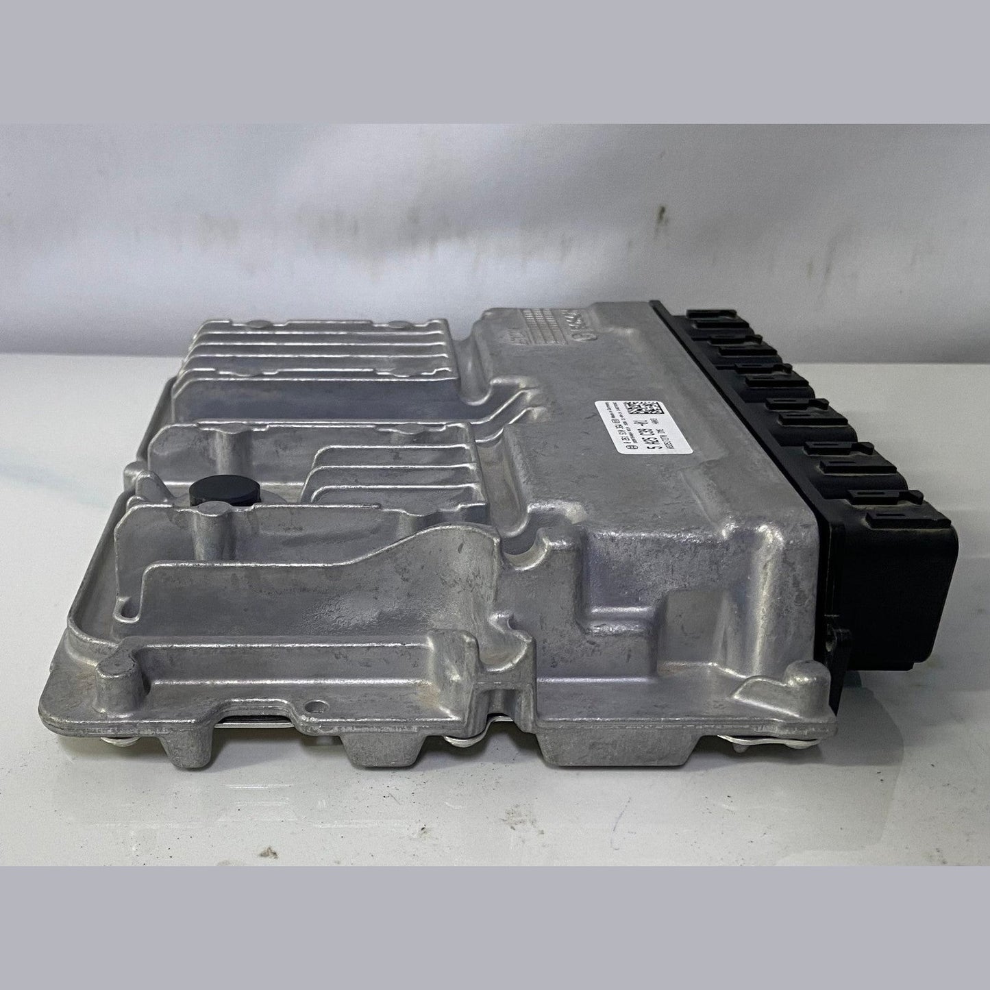 OEM BMW F90 M5 F91 F92 F93 M8 4.4 S63M ENGINE CONTROL MODULE DME 5A25C39 NEW