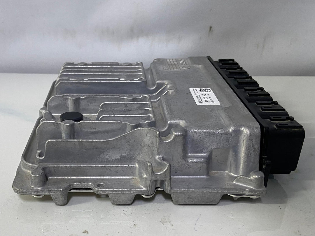 OEM BMW F90 M5 F91 F92 F93 M8 4.4 S63M ENGINE CONTROL MODULE DME 5A25C39 NEW