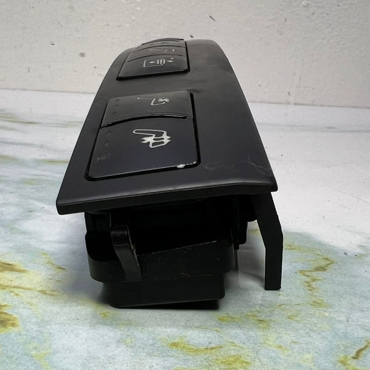 Mercedes Switch Seat Heater A2128203410 E-Class W211, W212