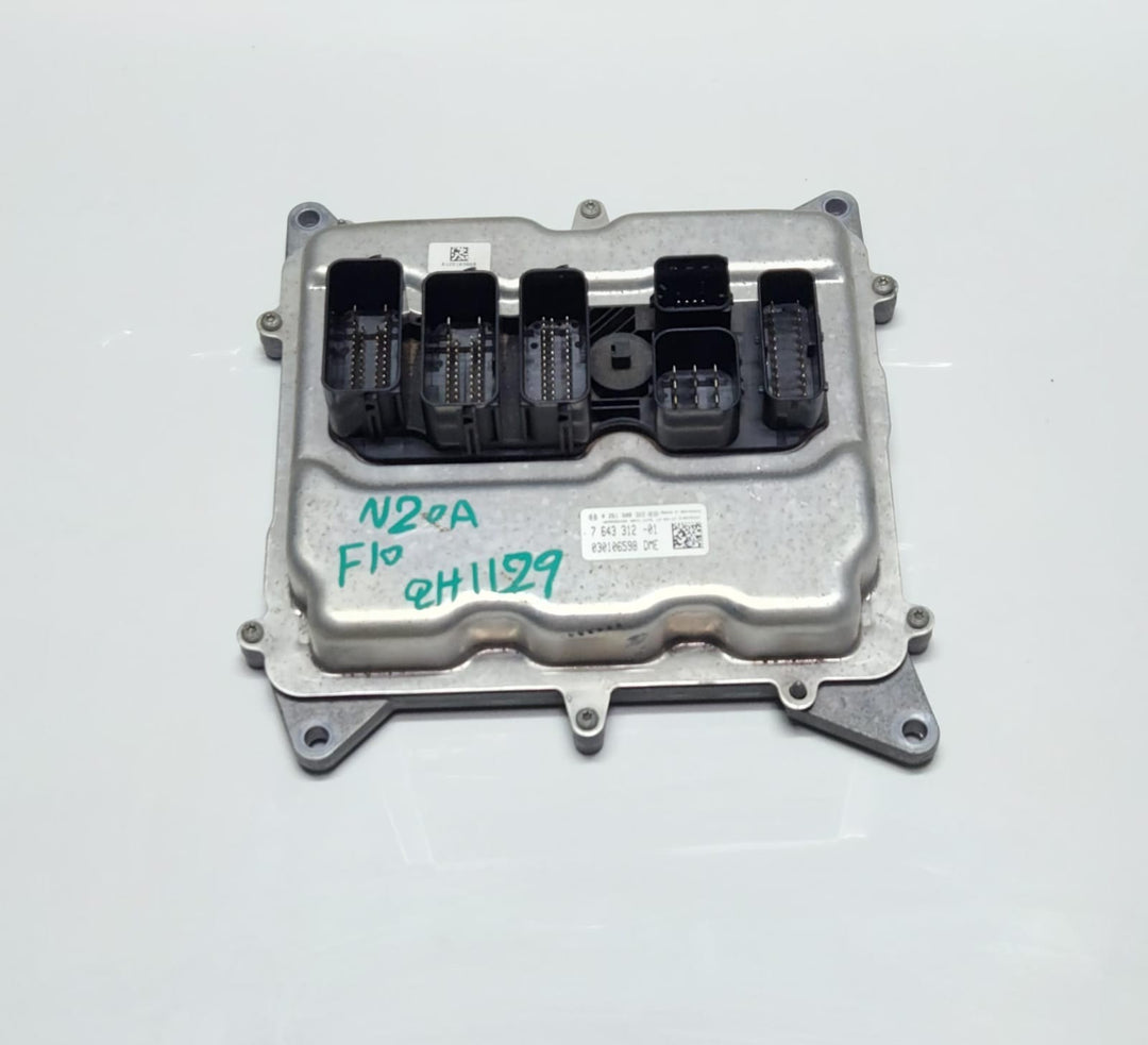 2012-2018 BMW 320i Engine Control Unit 7643312, 3 Series F30 F31 F35 OEM