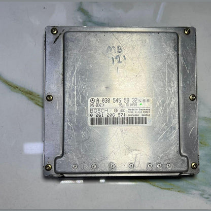 2001 Mercedes-Benz S500 Engine Control Module A0305455932 S500 and ML500