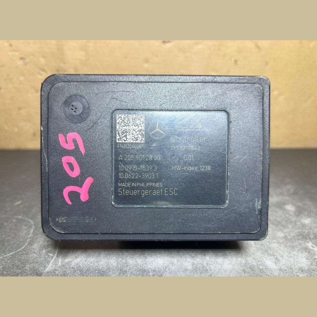 14-18 Mercedes W205 C-Class ABS Anti Lock Brake Pump Module A205 9012800 OEM