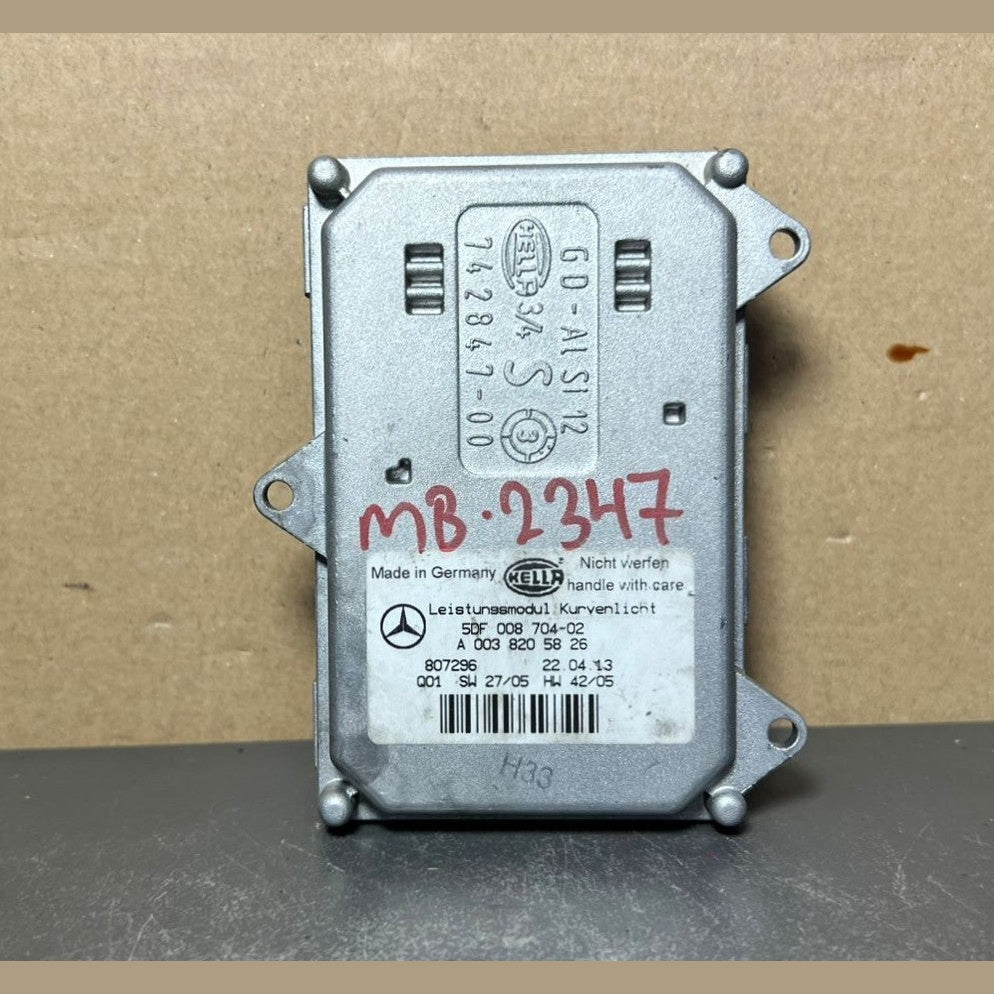 Mercedes W211 E350 Xenon Light Headlight Control Module Unit A003 8205826 OEM