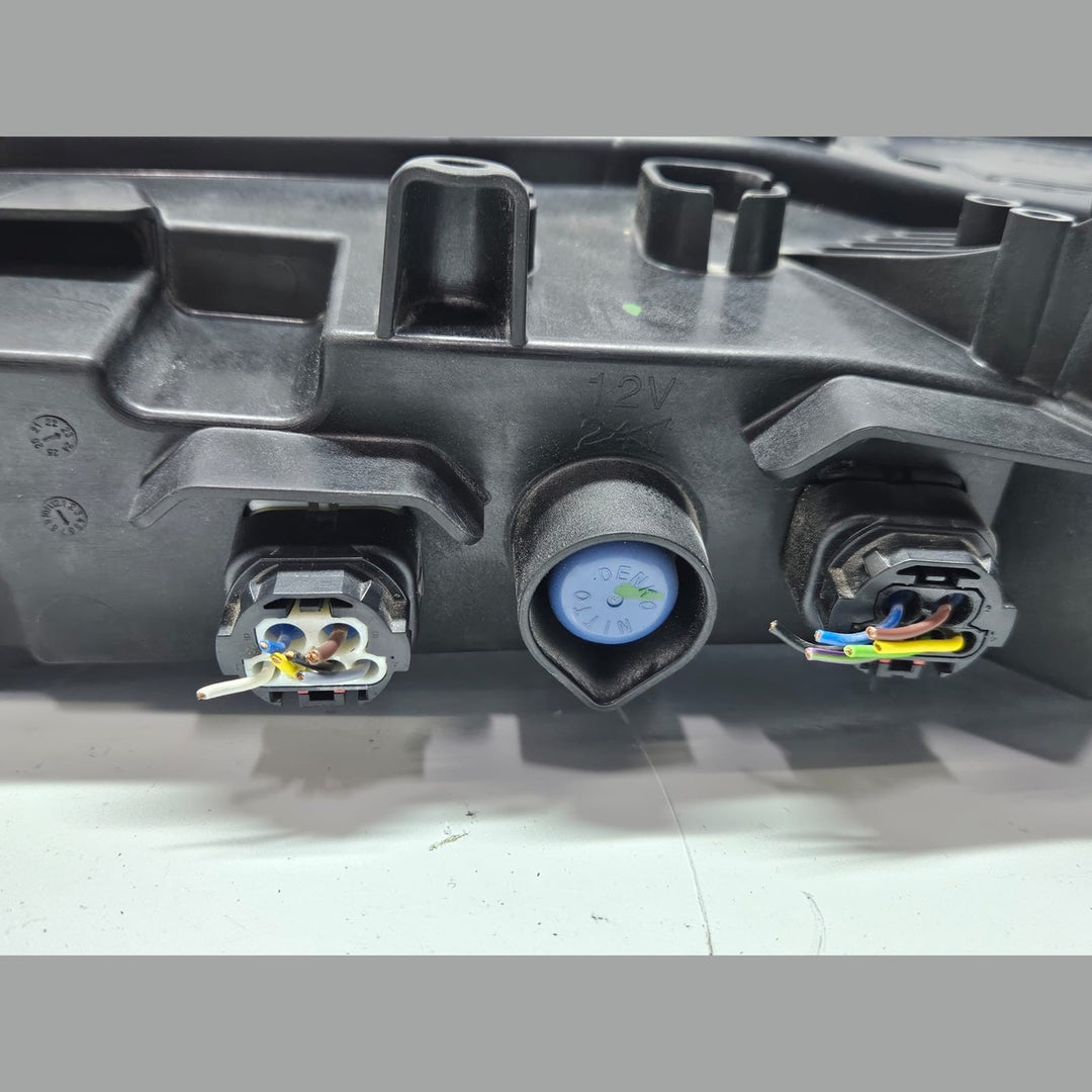 OEM BMW X7 G07 RIGHT SIDE LED HEADLIGHT/HEADLAMP 9880594 2019-2024