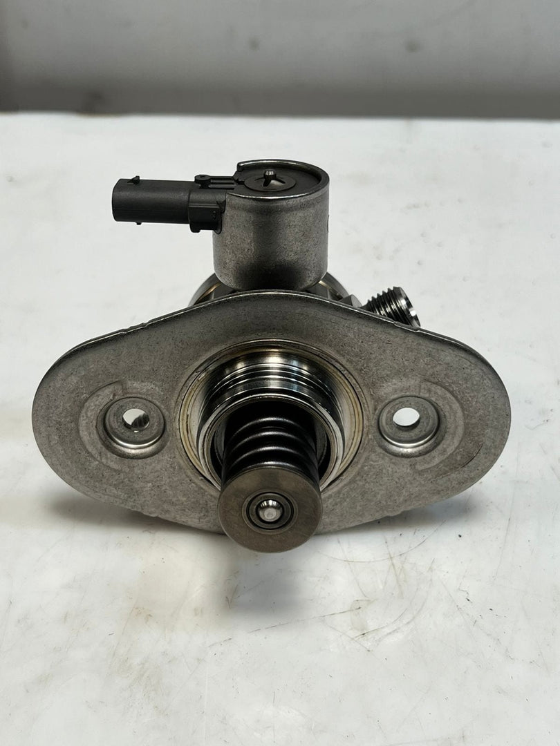 BMW MINI F55 F56 F57 1.2 Petrol B38A12A B38 High Pressure Fuel Pump 7636881