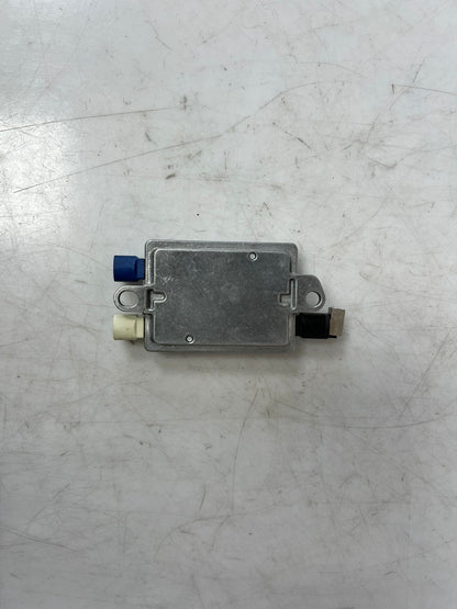2016-22 BMW 330i F20 F21 F22 F30 F32 F45 F87 USB Hub Control Module 9355549 OEM